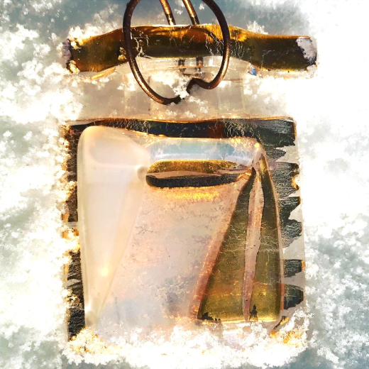 Schmuckanhänger 2 aus Glas, vergoldet mit Lederband